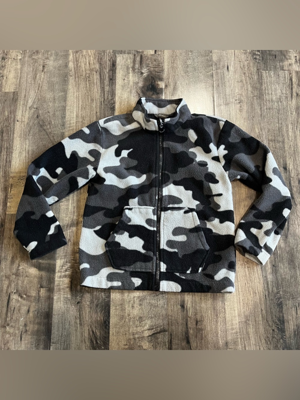 Eddie Bauer Kids XS 5/6 Black Grey Camo Fleece Full Zip Jacket w/ Pockets